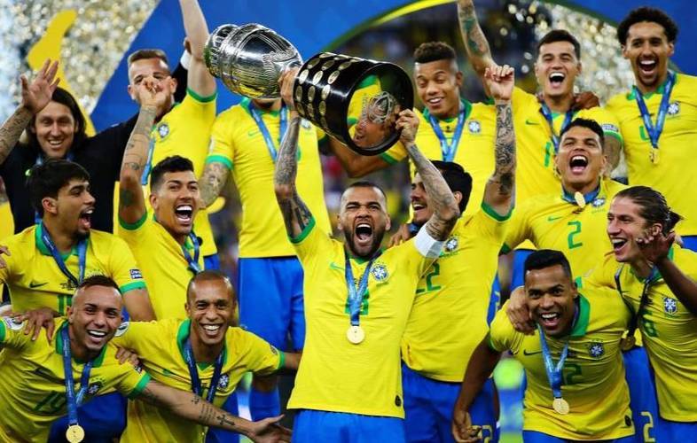 关于大坂直美焦点对战，莱万多夫斯基与80激战塞尔维亚队分钟，大比分获胜胜负难料！的信息