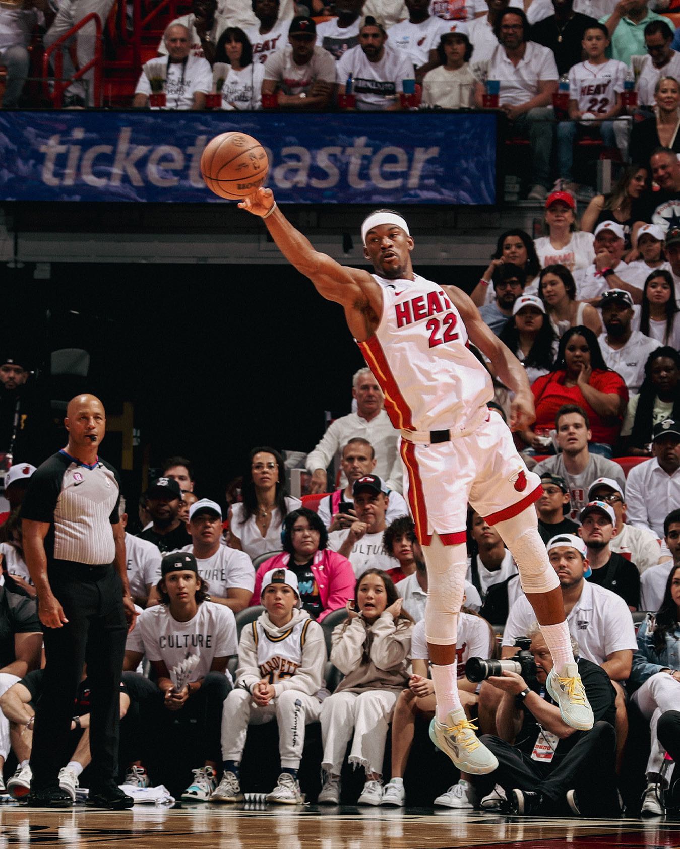 开云登陆入口-巴特勒连续三场比赛得分超过反败为胜，MAD不断突破！-开云登陆入口