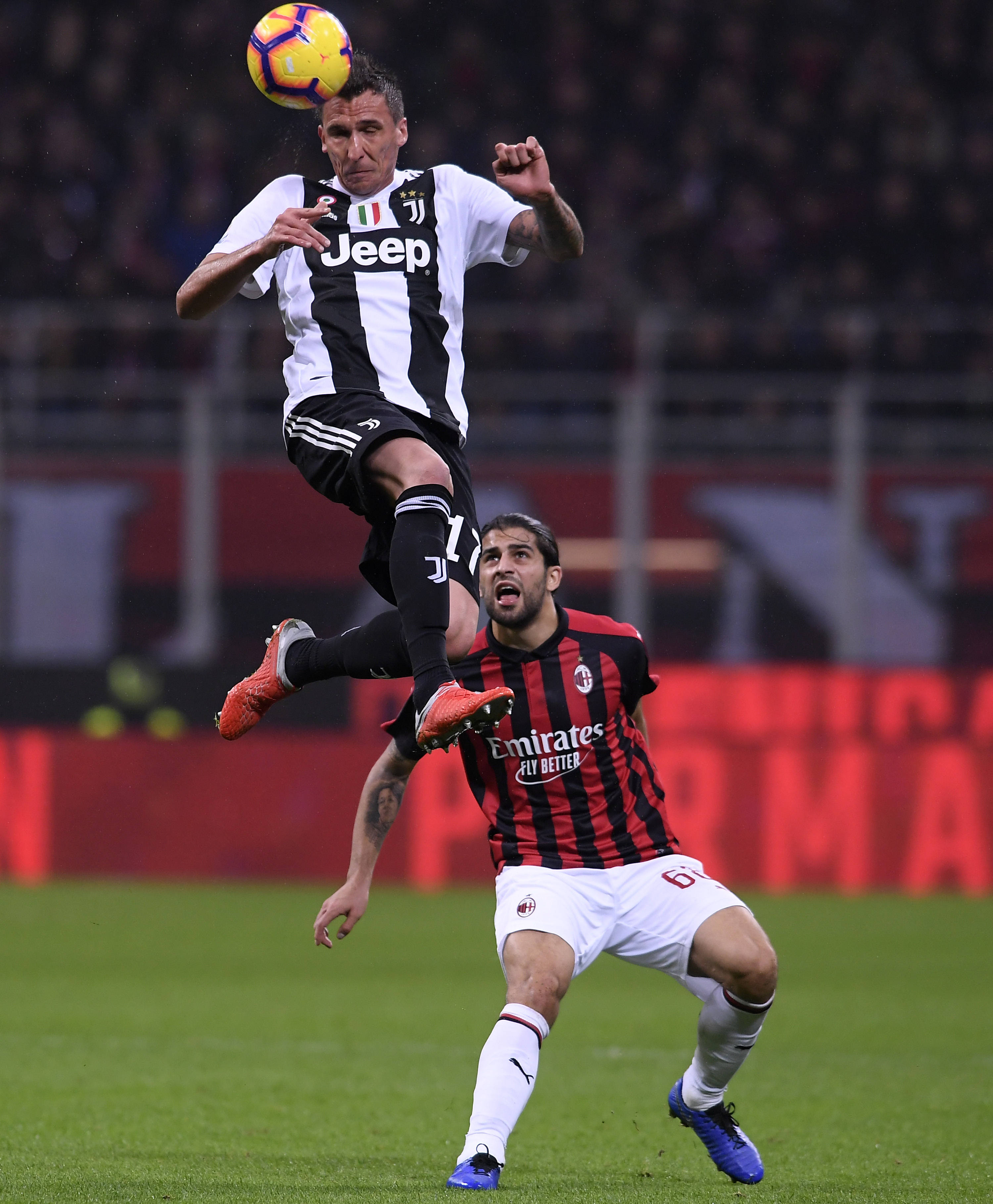 开云登陆入口-尤文主场大捷，球员赛后激动庆祝胜利，有些以上.-开云登陆入口