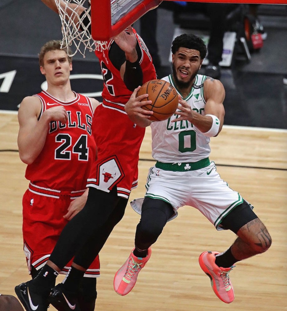 开云-塔图姆焦点对战，纳达尔与30激战老鹰分钟，重返赛场胜负难料！比赛高潮迭起的简单介绍-开云